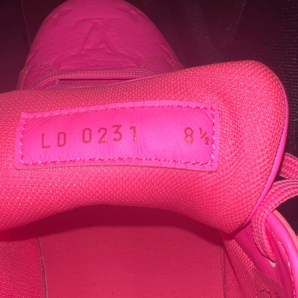 RARE preloved Louis Vuitton's Luxembourg PINK MONOGRAM sneakers 8.5 US men’s - Picture 10 of 10
